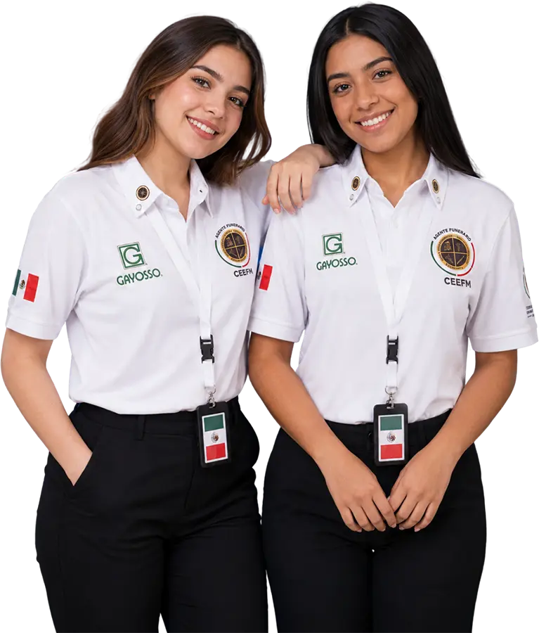 Estudiantes certificadas como agentes funerarias en CEEFM México